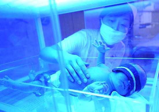 温州高鹰助孕_温州试管婴儿花费_安康第三代试管的详细流程和检查？